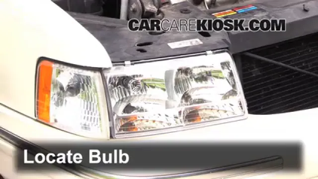 1997 Cadillac DeVille 4.6L V8 Sedan Éclairage Feu clignotant avant (remplacer l'ampoule)